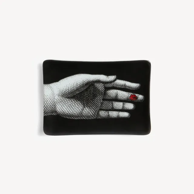 fornasetti-mano-with-ladybird-aschenbecher-porzellan image 1