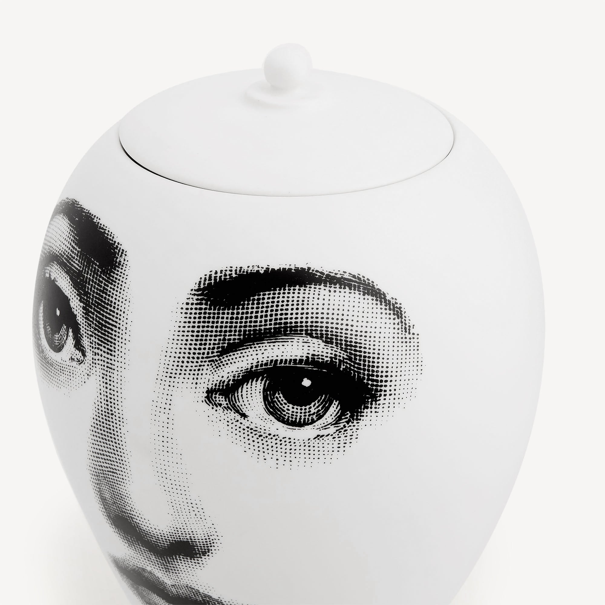 fornasetti-buongiorno-buonanotte-vase-gesicht image 4