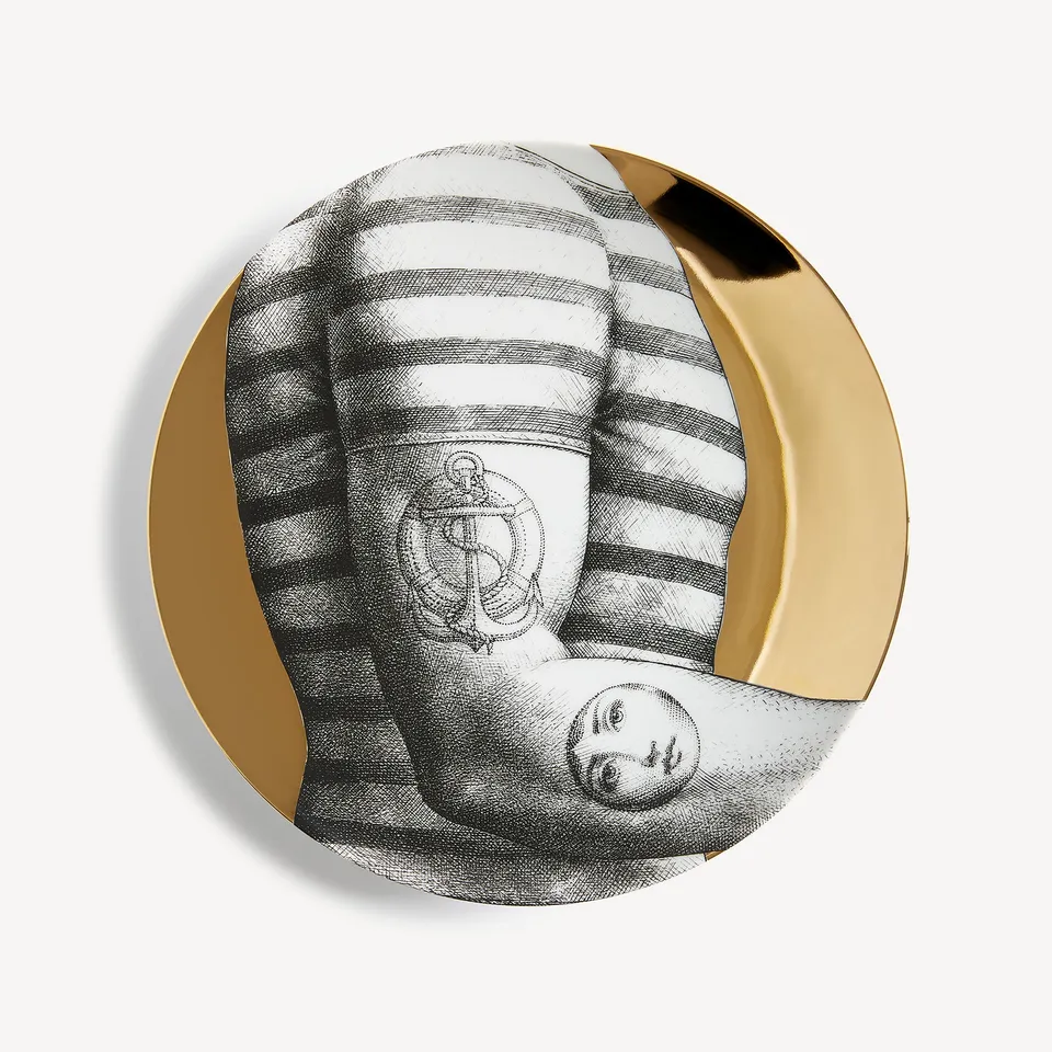 fornasetti-tema-e-variazioni-n-215-wandteller-gold-porzellan image 1