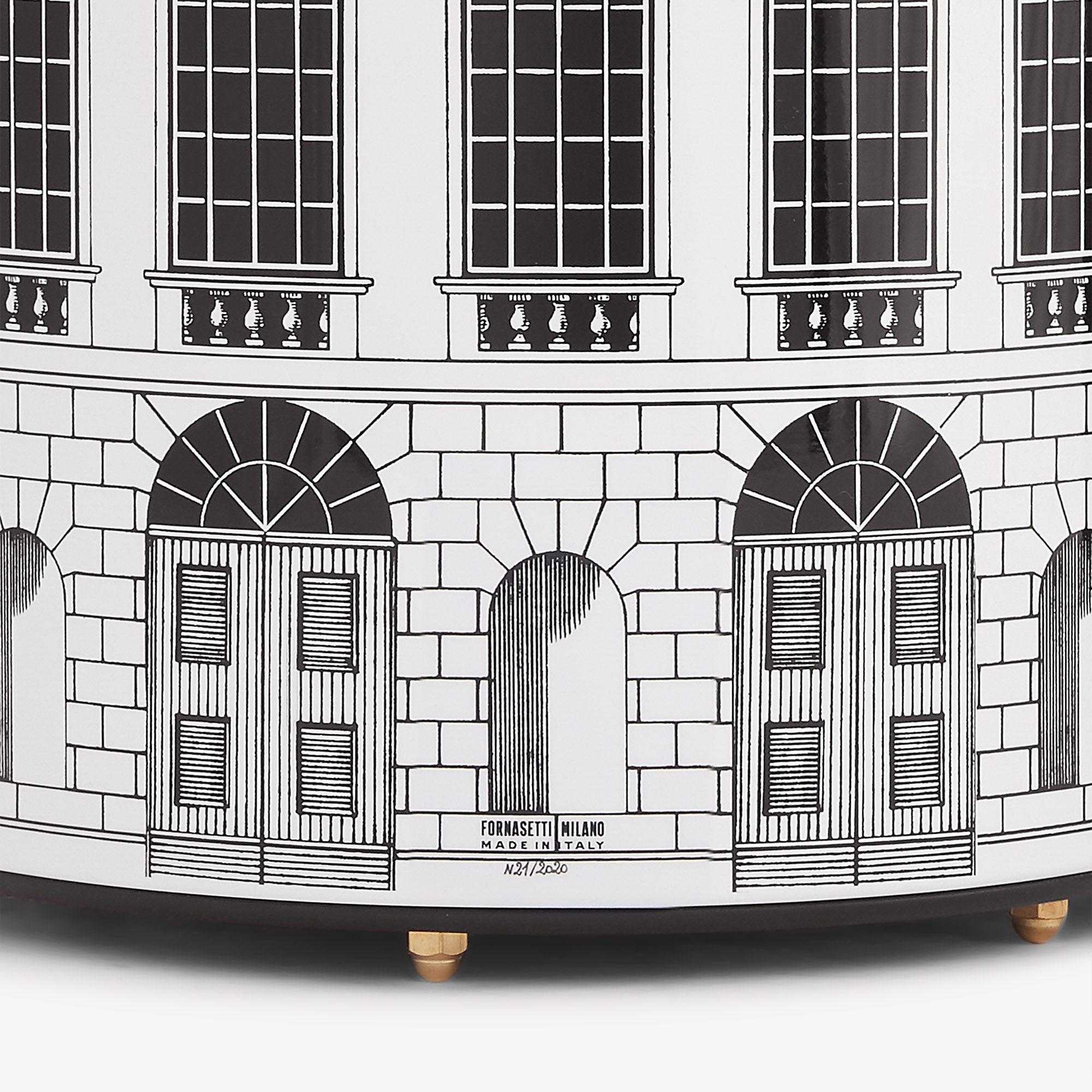 fornasetti-architettura-papierkorb-metall-schwarz-wei image 3