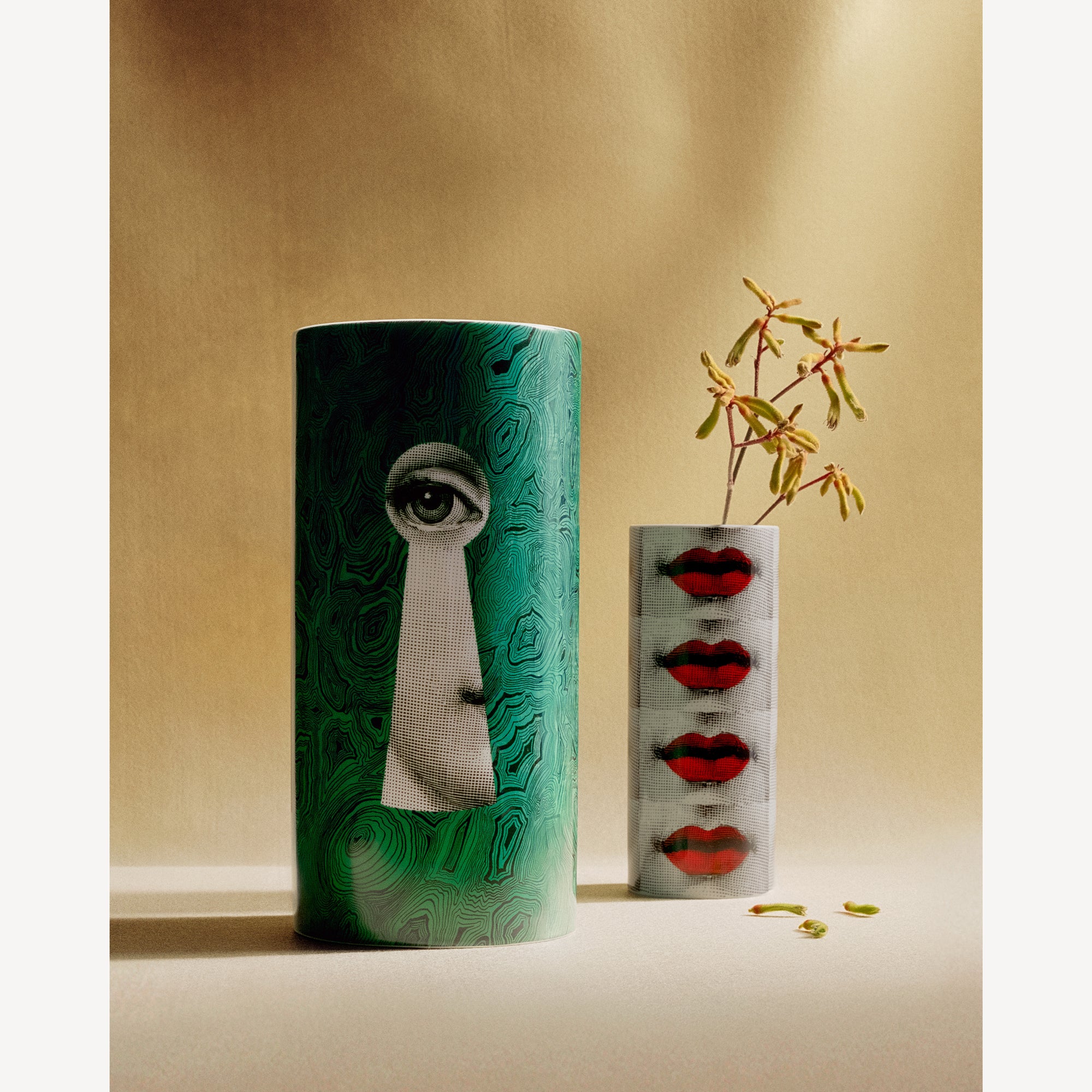 atelier-fornasetti-serratura-malachit-vase-porzellan-mittel image 5