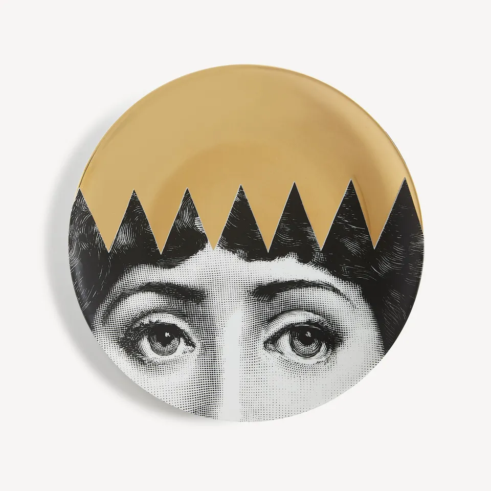 fornasetti-tema-e-variazioni-wandteller-nr-62-gesicht image 1