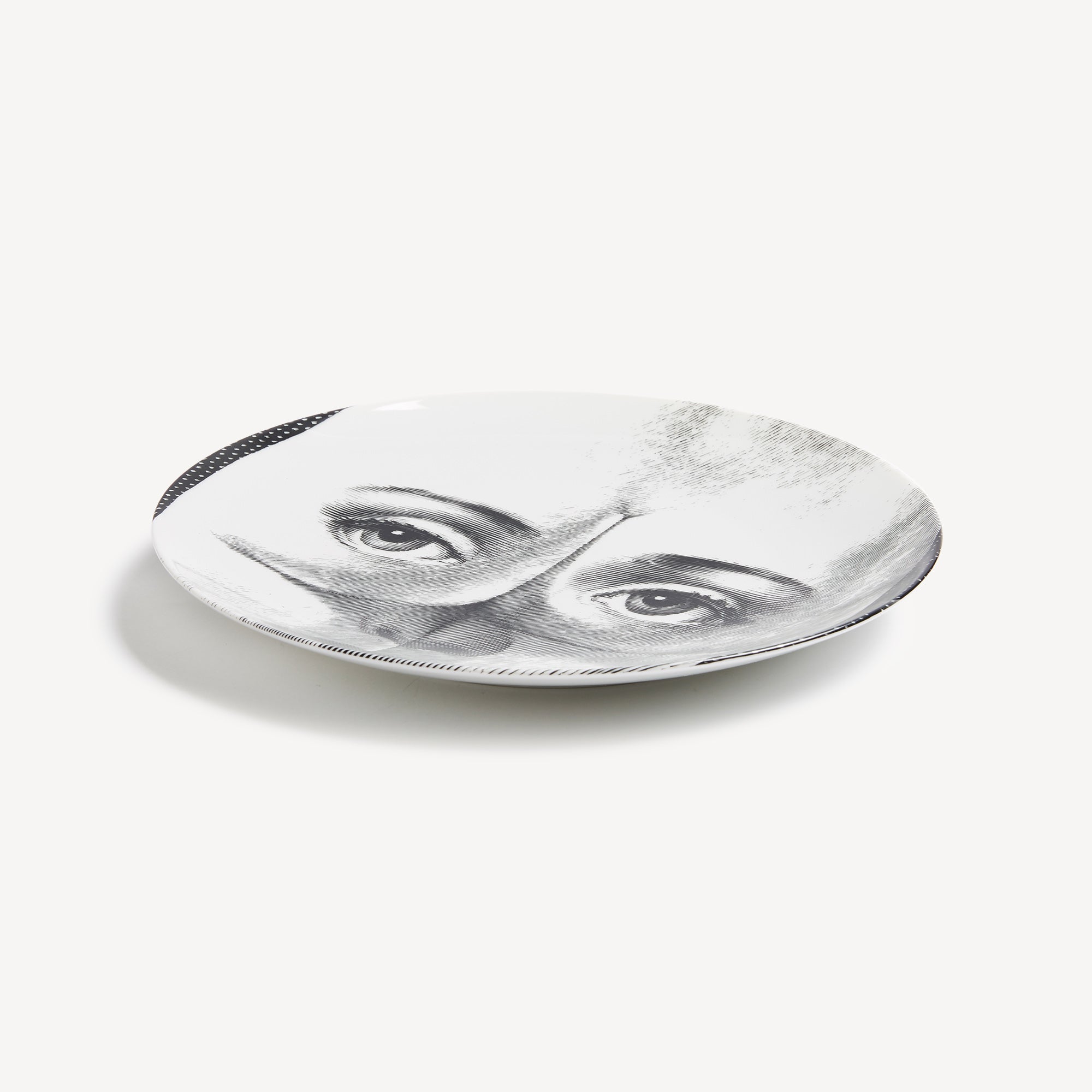 fornasetti-tema-e-variazioni-wandteller-n-304-porzellan-gesicht-2 image 2