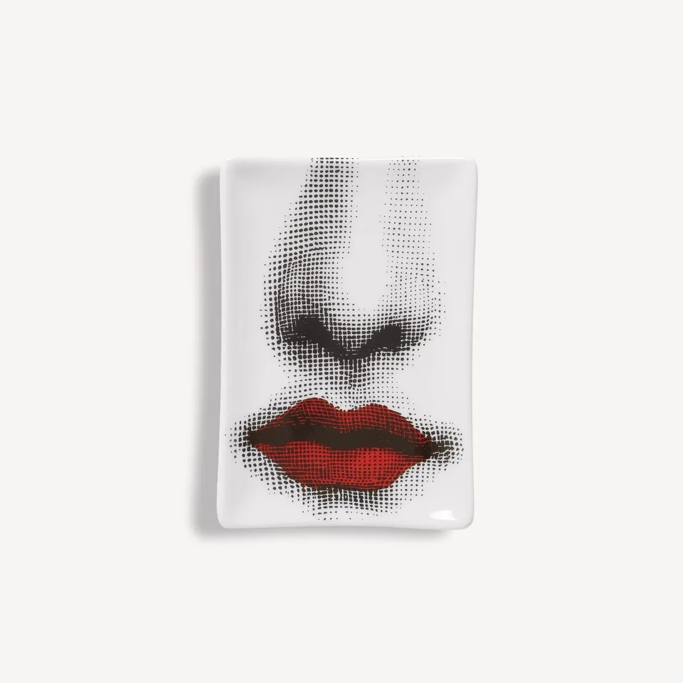 atelier-fornasetti-bocca-aschenbecher-porzellan-lina-cavalieri image 1
