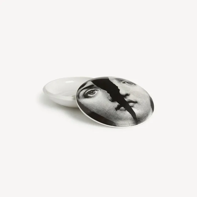 fornasetti-tema-e-variazioni-n-10-dose-porzellan-rund image 1