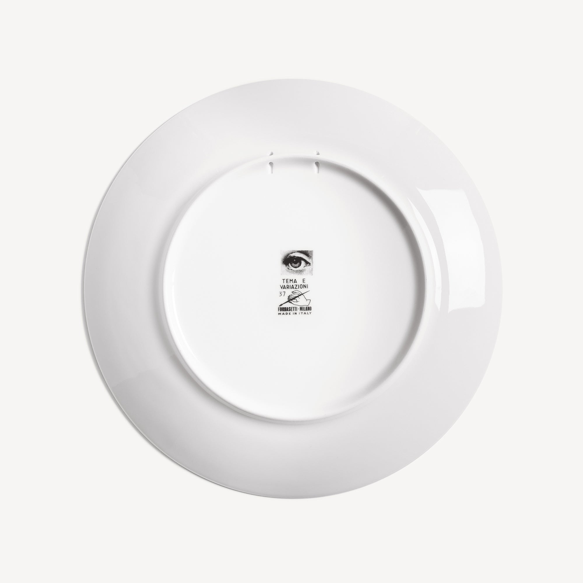 atelier-fornasetti-tema-e-variazioni-n-37-wandteller-porzellan image 3