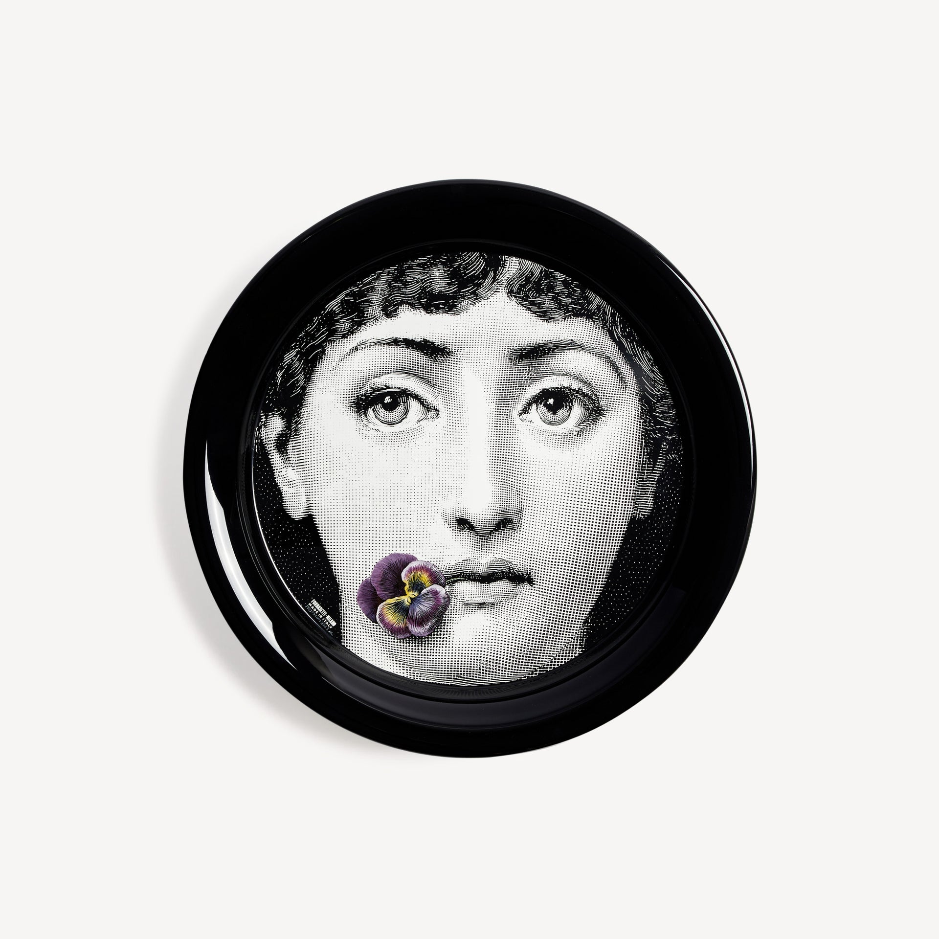 fornasetti-tema-e-variazioni-n-137-tablett-metall-rund-3 image 1
