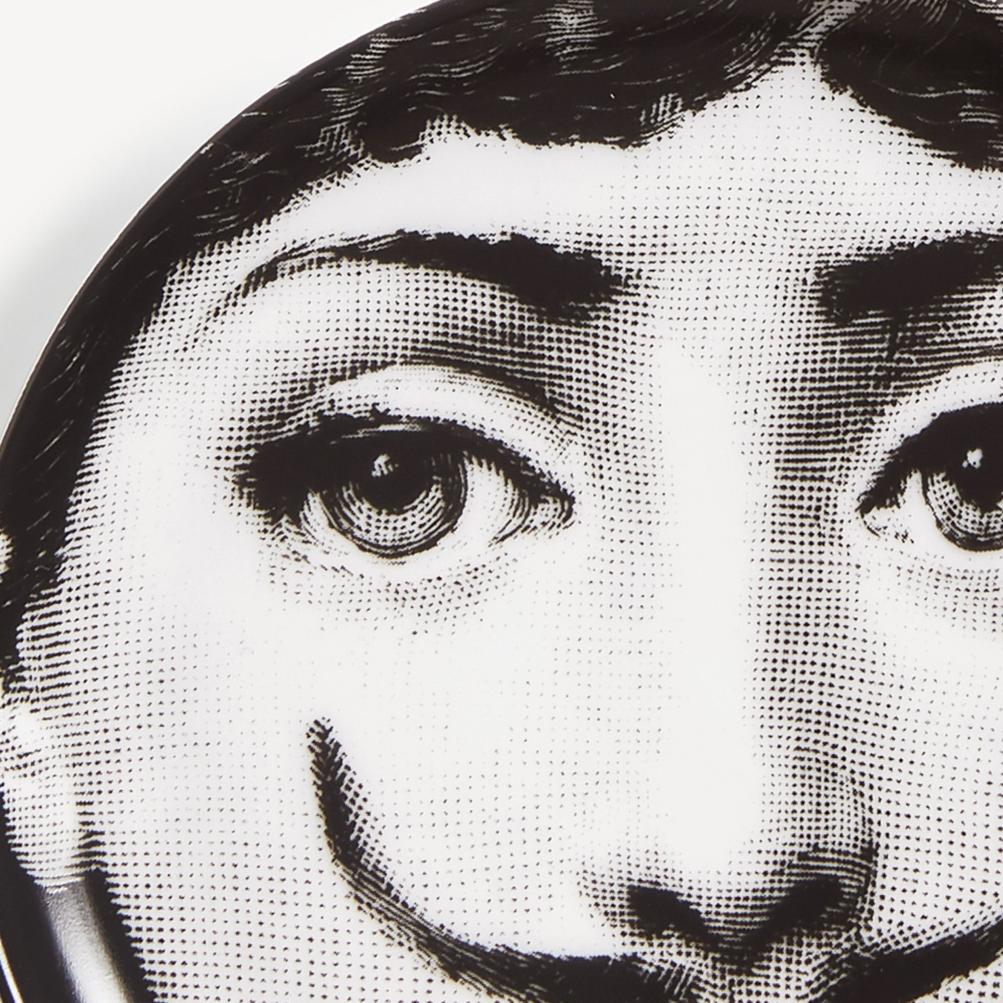 fornasetti-tema-e-variazioni-n-21-schale-porzellan-rund image 4