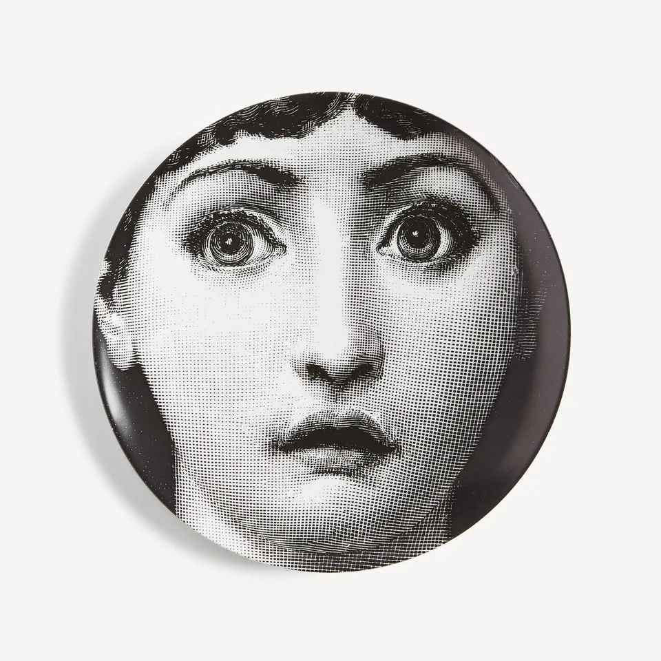 fornasetti-tema-e-variazioni-wandteller-n-237-gesicht image 1