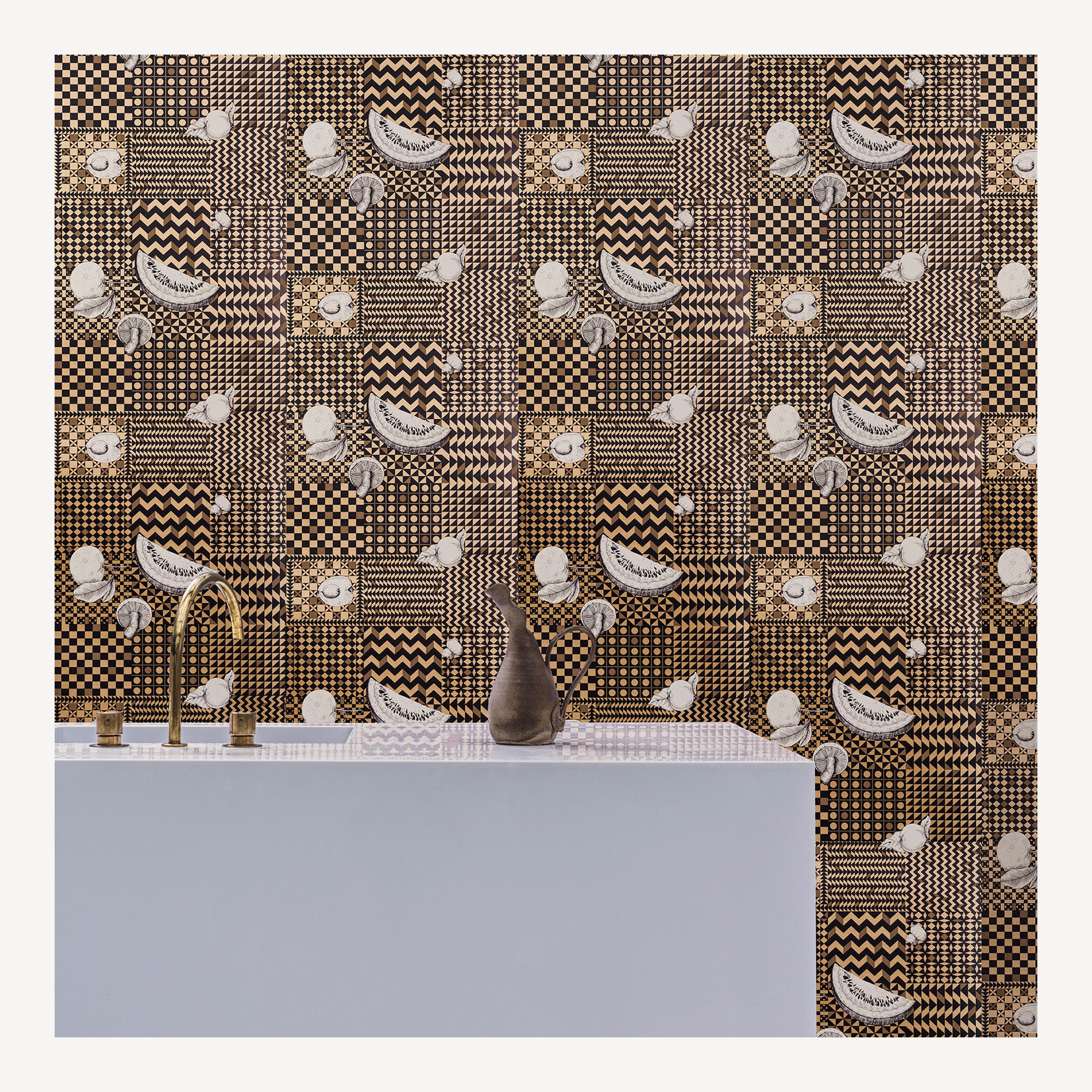 fornasetti-frutta-e-geometrico-tapete-52cm-x-10m image 3