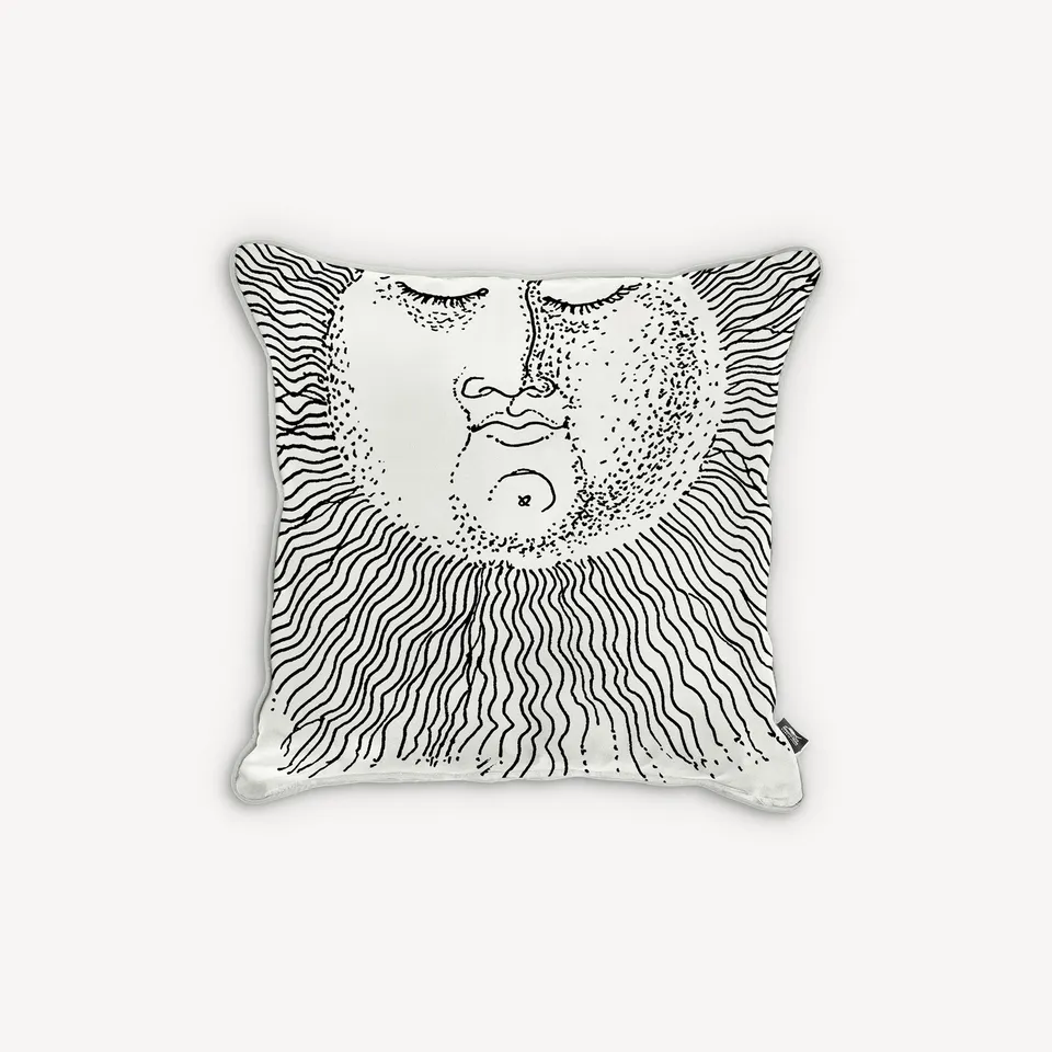fornasetti-solingo-kissen-seide-sonne-deko image 1