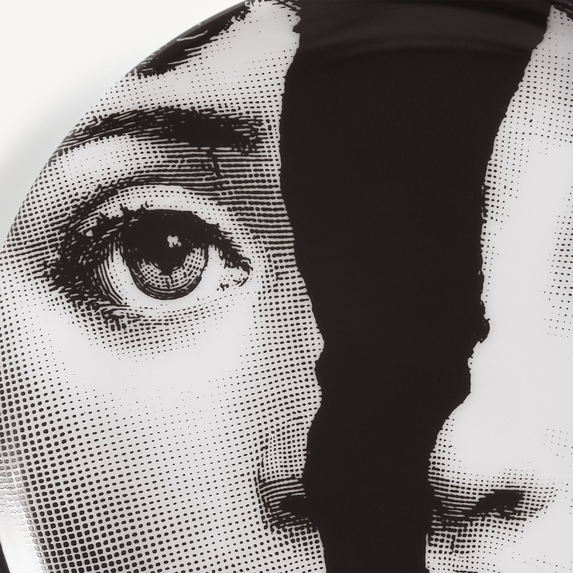 atelier-fornasetti-tema-e-variazioni-deko-schale-n-10-rund image 4