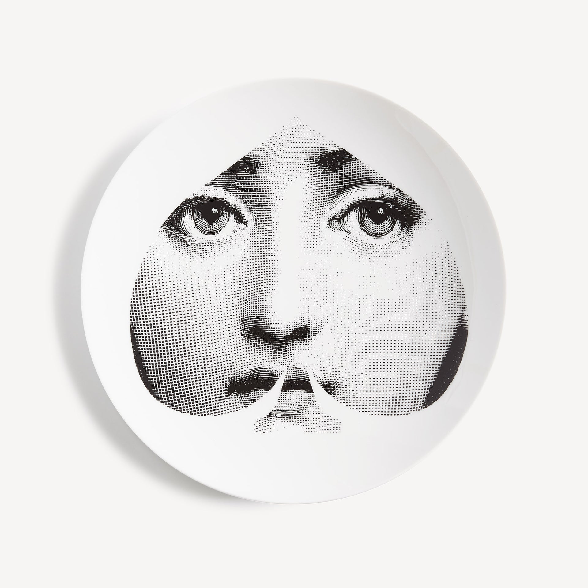 fornasetti-tema-e-variazioni-wandteller-n-68-anzug image 1