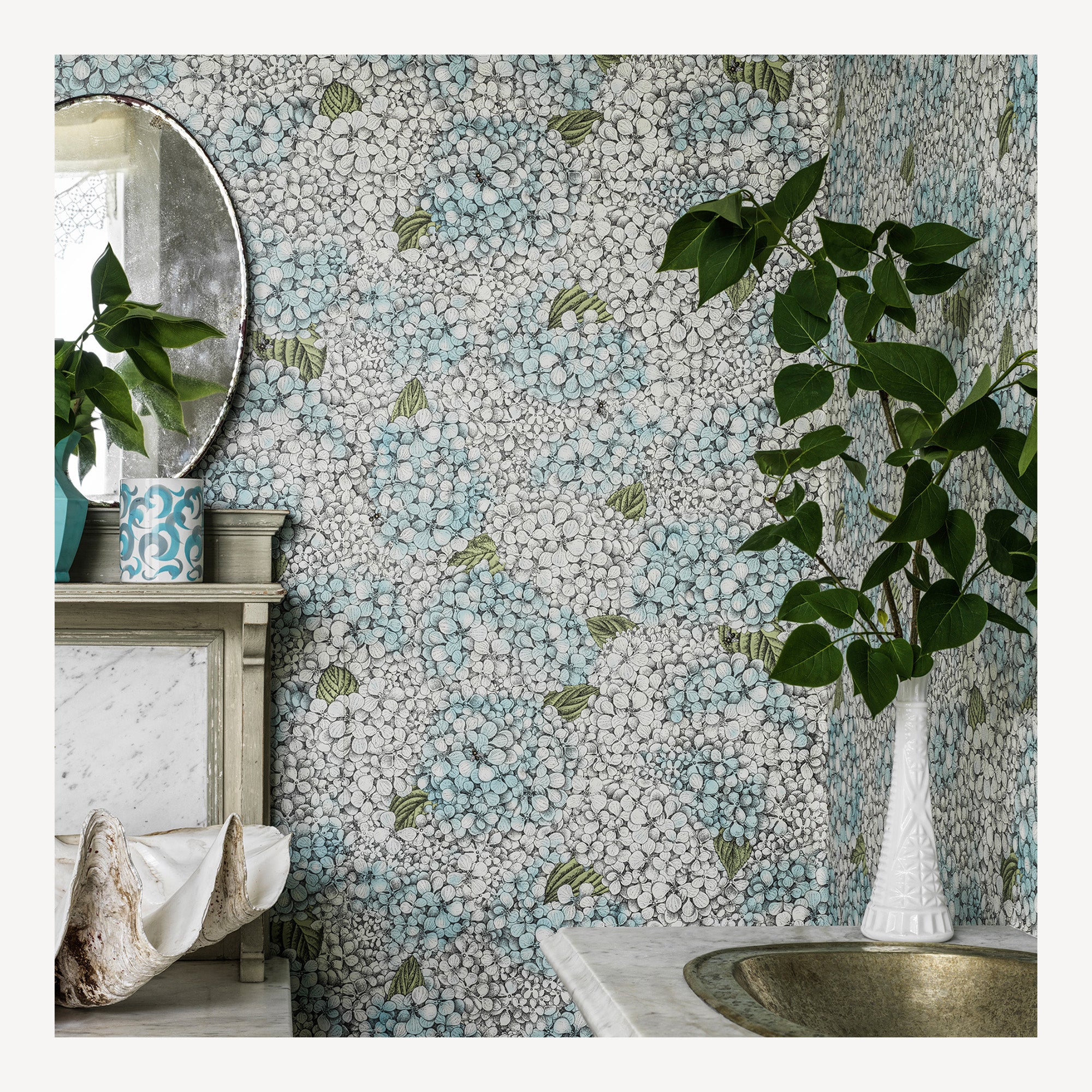 atelier-fornasetti-ortensia-tapete-blumen-pastell-52-cm-x-10-m image 2