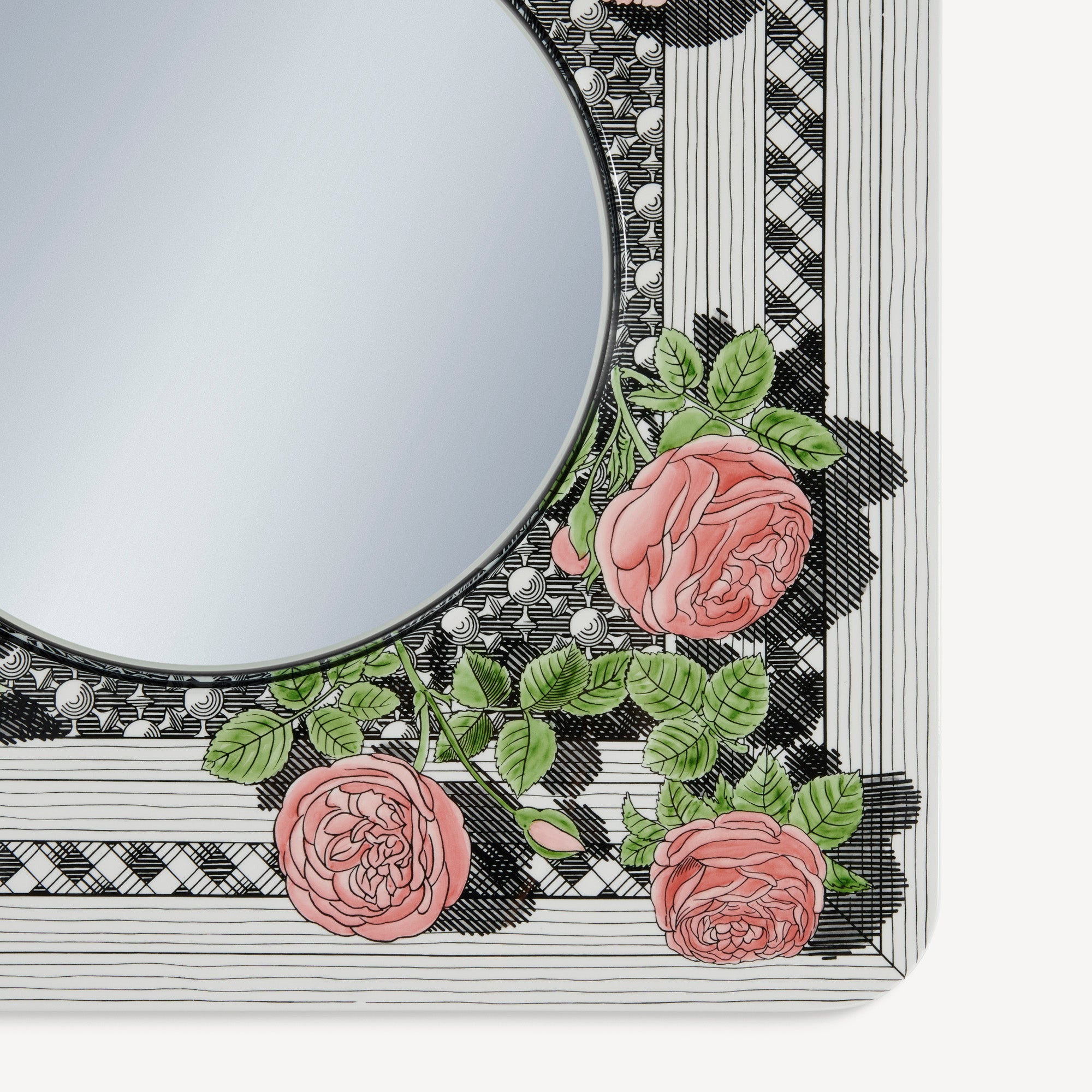 fornasetti-musciarabia-spiegel-rosen-handbemalt-schwarz-wei image 3