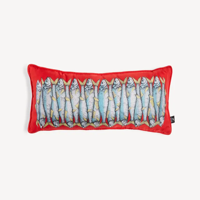 atelier-fornasetti-sardine-kissen-seide-mit-abnehmbarem-bezug image 1