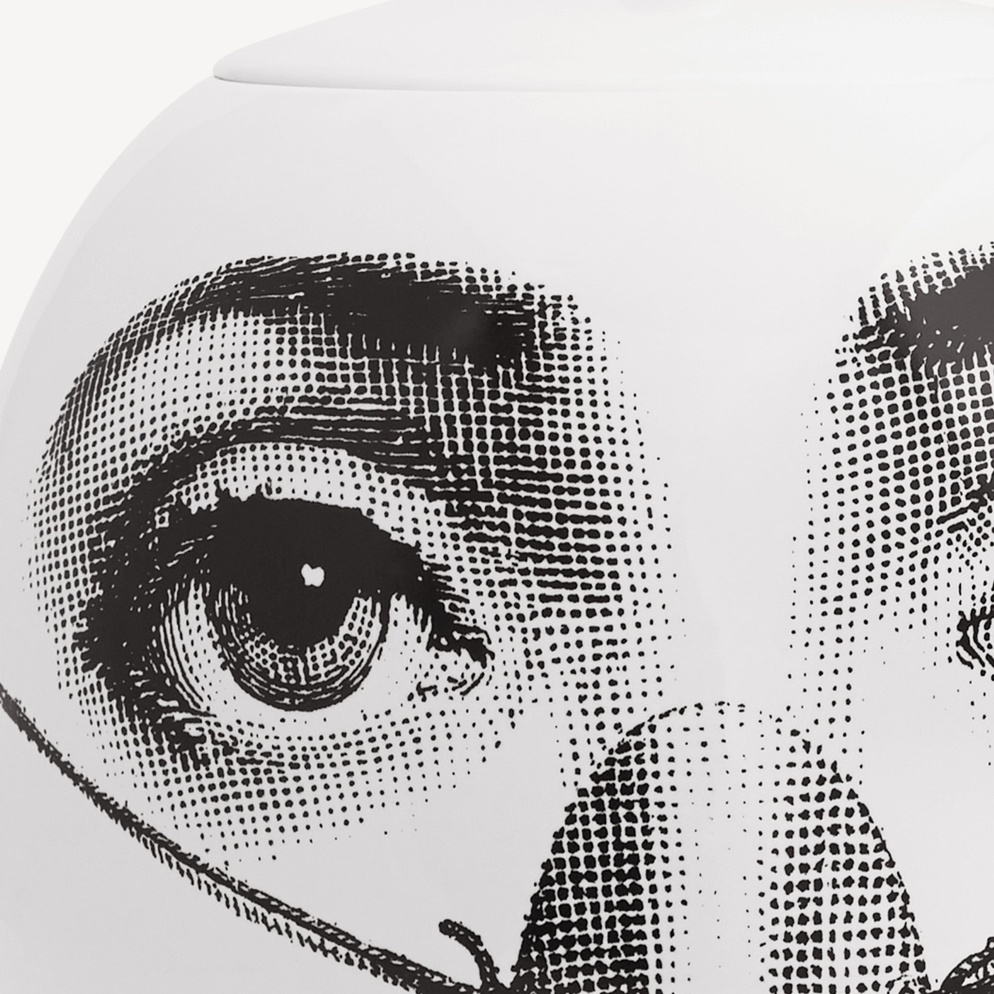 atelier-fornasetti-burlone-vase-keramik-lina-cavalieri image 5