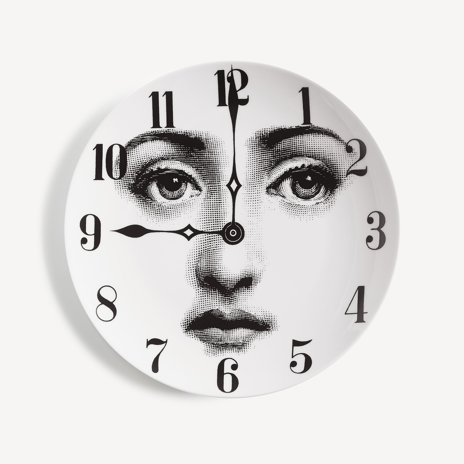 fornasetti-tema-e-variazioni-n-74-wandteller-porzellan-lina-cavalieri-2 image 1