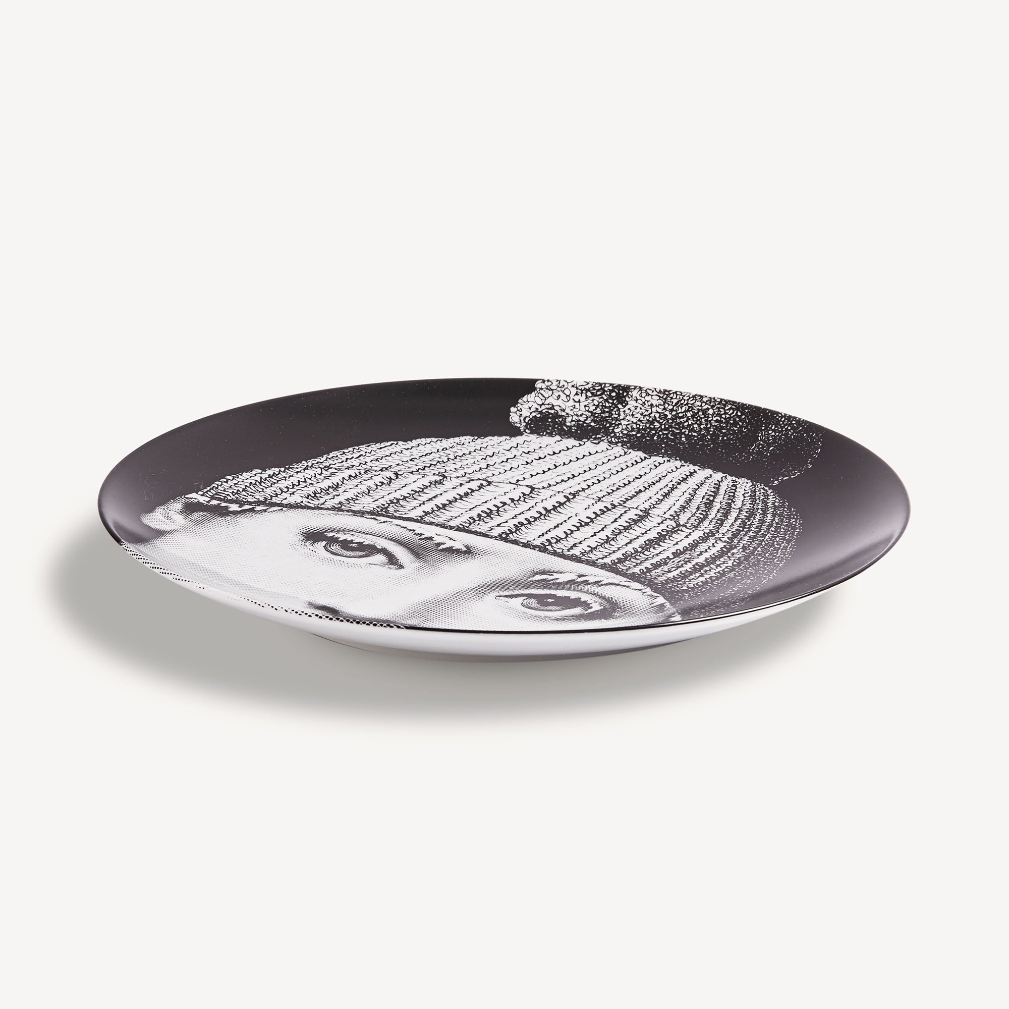 fornasetti-tema-e-variazioni-nr-374-wandteller-porzellan image 2