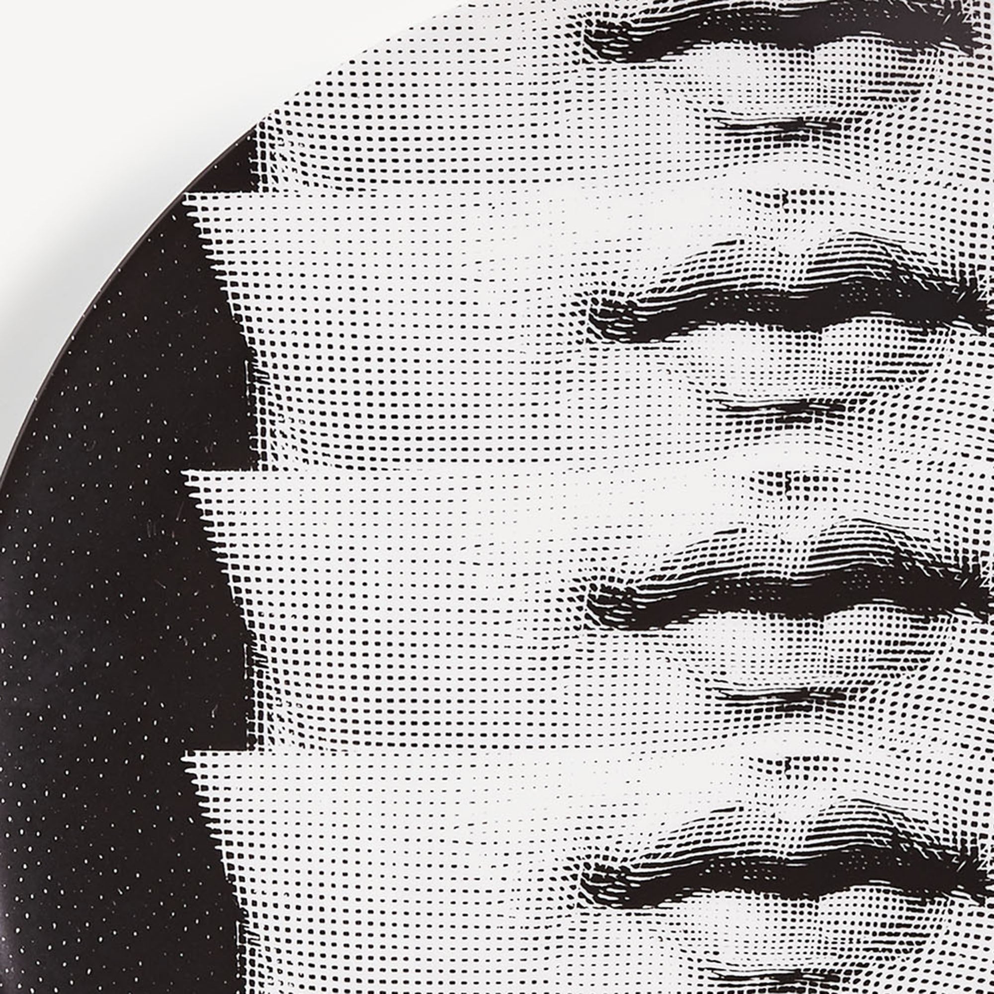 fornasetti-tema-e-variazioni-n-250-wandteller-gesicht image 4