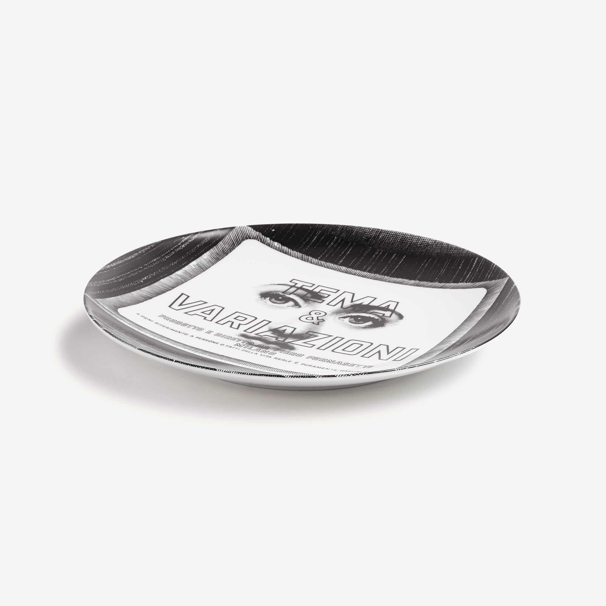 atelier-fornasetti-tema-e-variazioni-n-283-wandteller image 2
