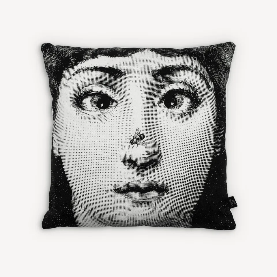 fornasetti-ape-kissen-tema-e-variazioni-bezug-inklusive image 1