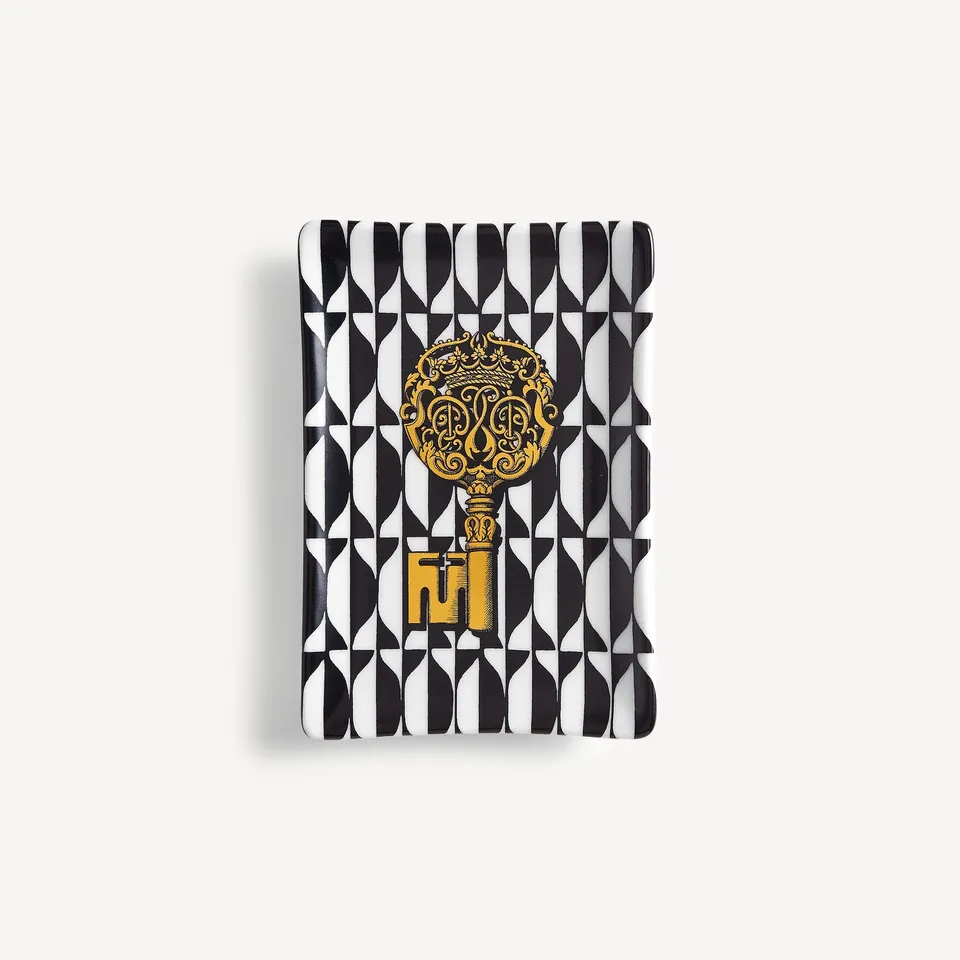 atelier-fornasetti-chiavi-losanghe-aschenbecher-porzellan-eckig image 1