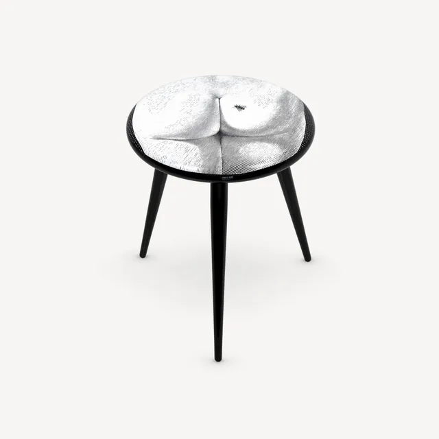 atelier-fornasetti-bee-on-my-back-hocker-rund-handdekoriert image 1