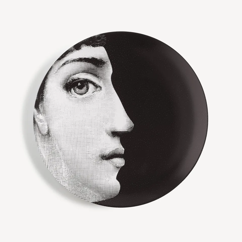 fornasetti-tema-e-variazioni-wandteller-n-114-porzellan-gesicht image 1
