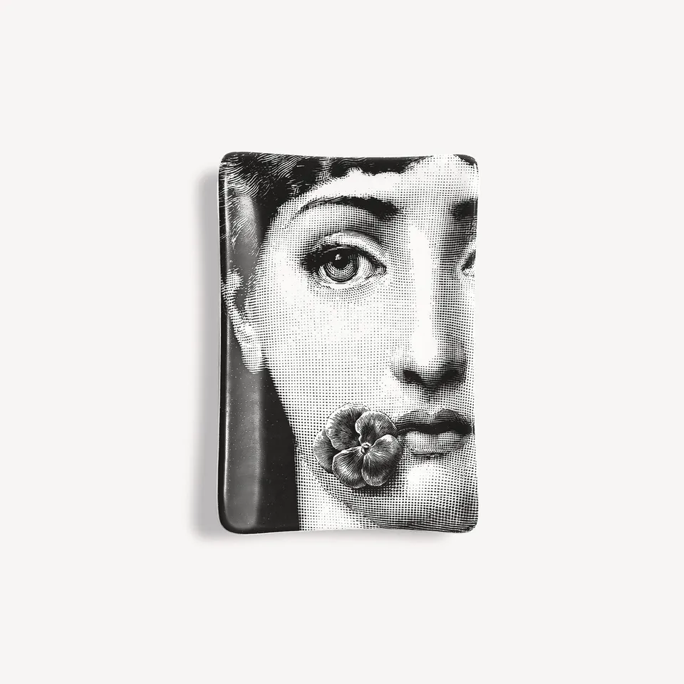 atelier-fornasetti-tema-n-137-aschenbecher-porzellan image 1