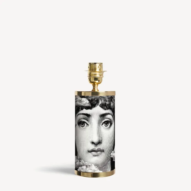fornasetti-tra-le-nuvole-nachttischlampe-wolkenmotiv image 1