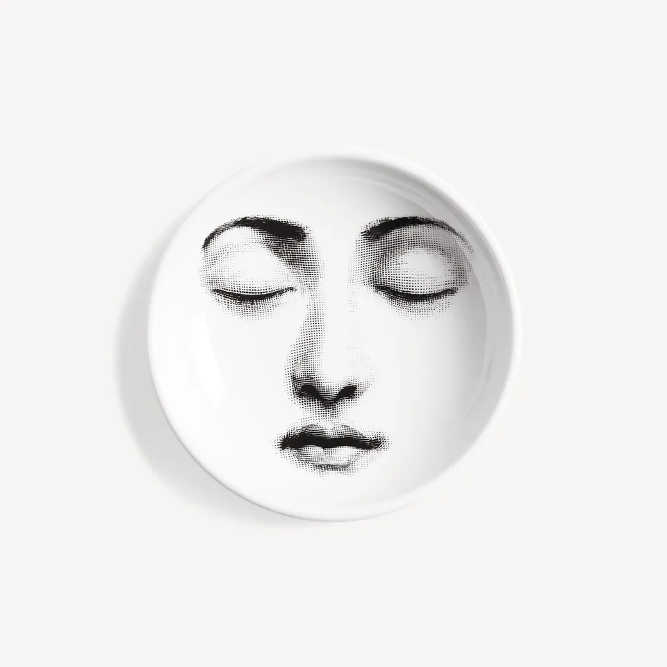 fornasetti-tema-e-variazioni-n-213-aschenbecher-porzellan-gesicht image 1