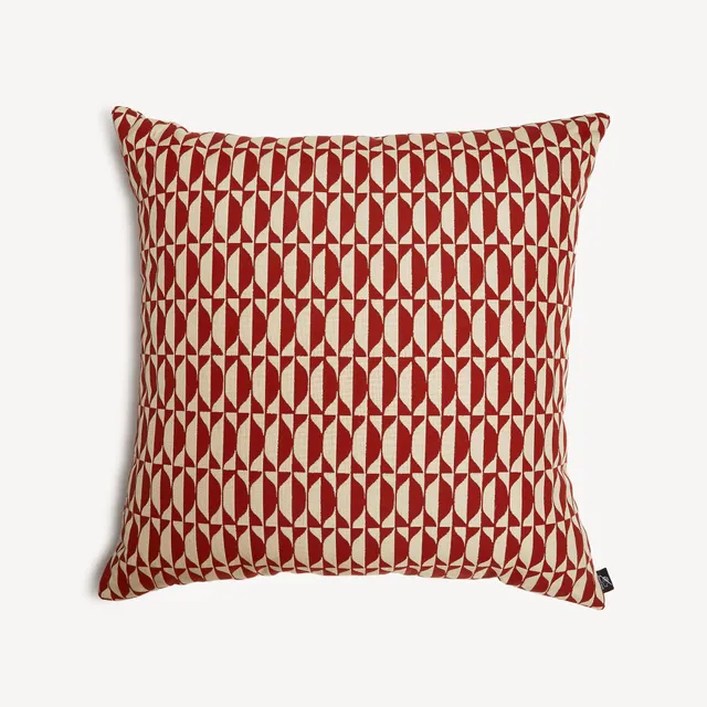 fornasetti-home-accessories-outdoor-kissen-losanghe-geometrisch image 1