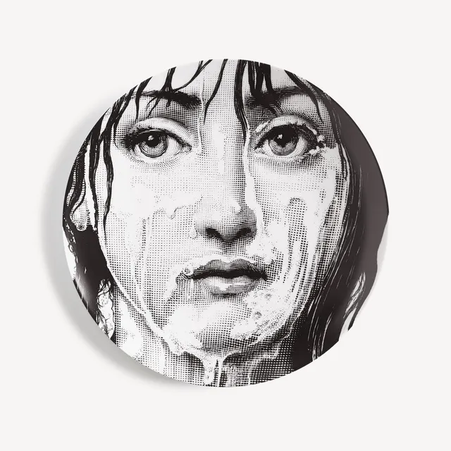 fornasetti-tema-e-variazioni-wandteller-n-174-porzellan-lina-cavalieri image 1