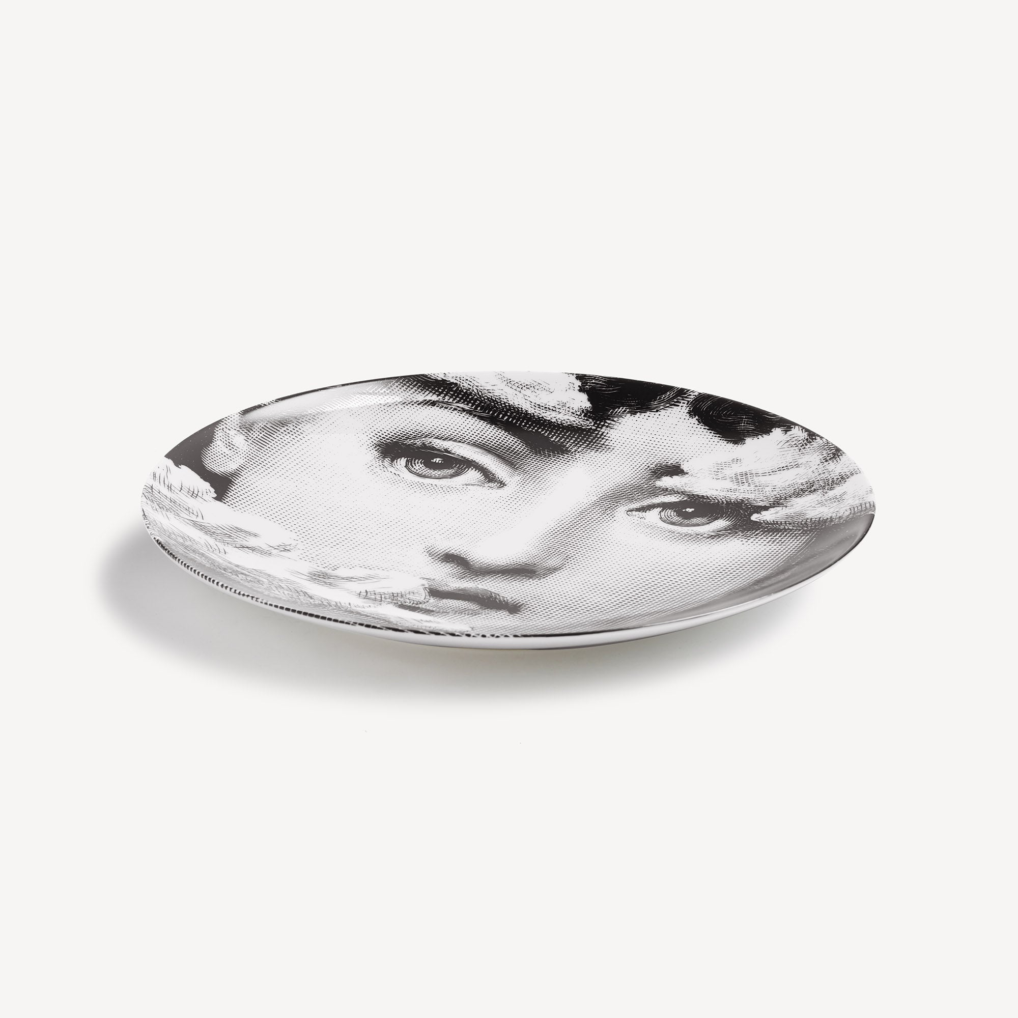 atelier-fornasetti-tema-e-variazioni-n-139-wandteller image 2