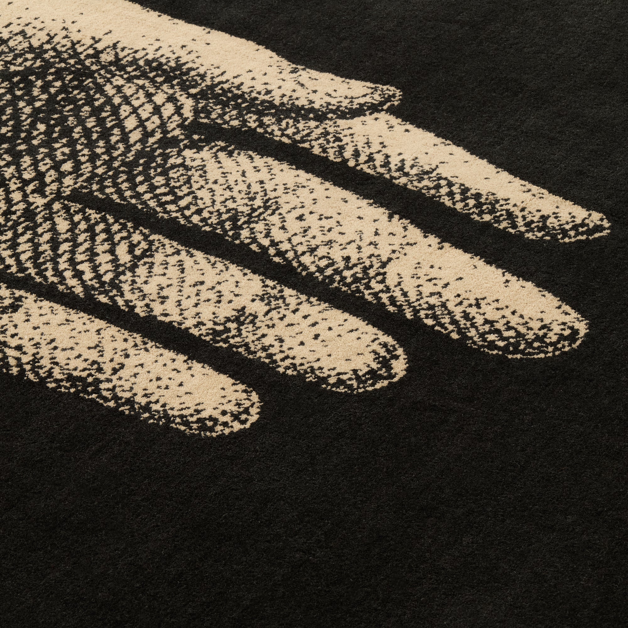 fornasetti-mani-teppich-wolle-h-nde-motiv-jacquard image 3