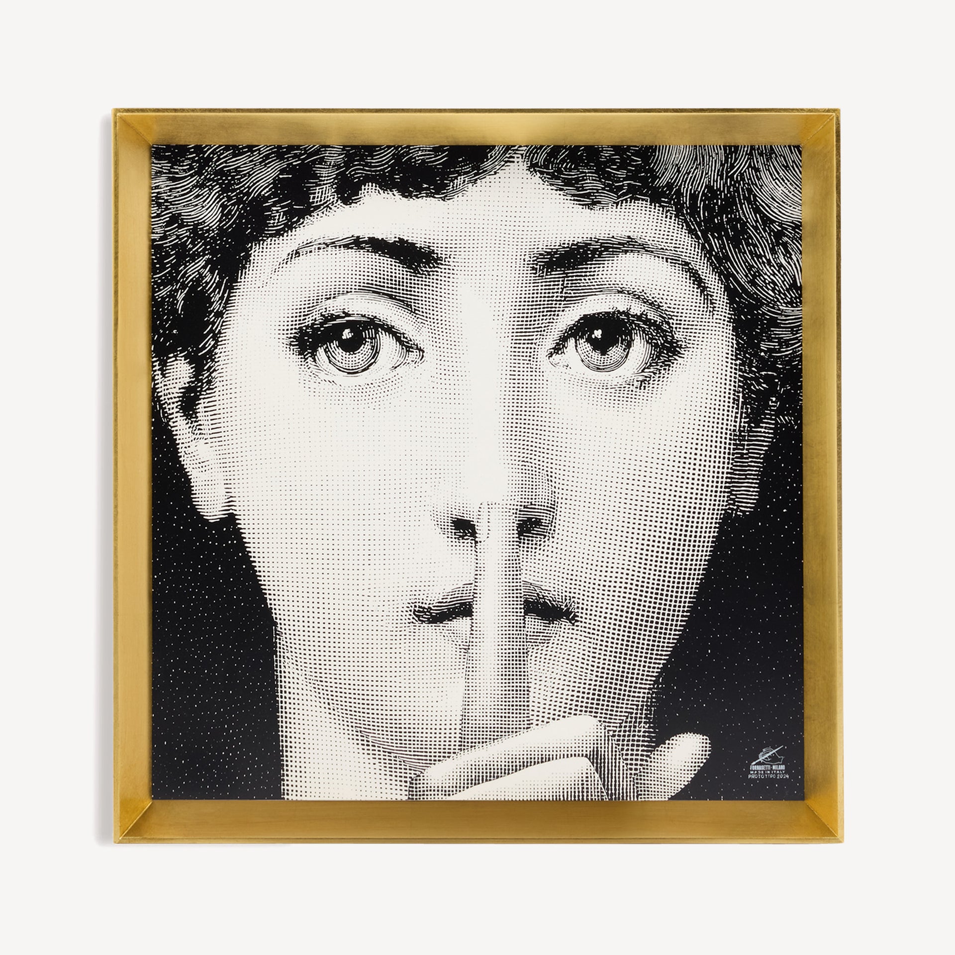 fornasetti-silenzio-wandbild-holz-gerahmt-tema-e-variazioni image 1