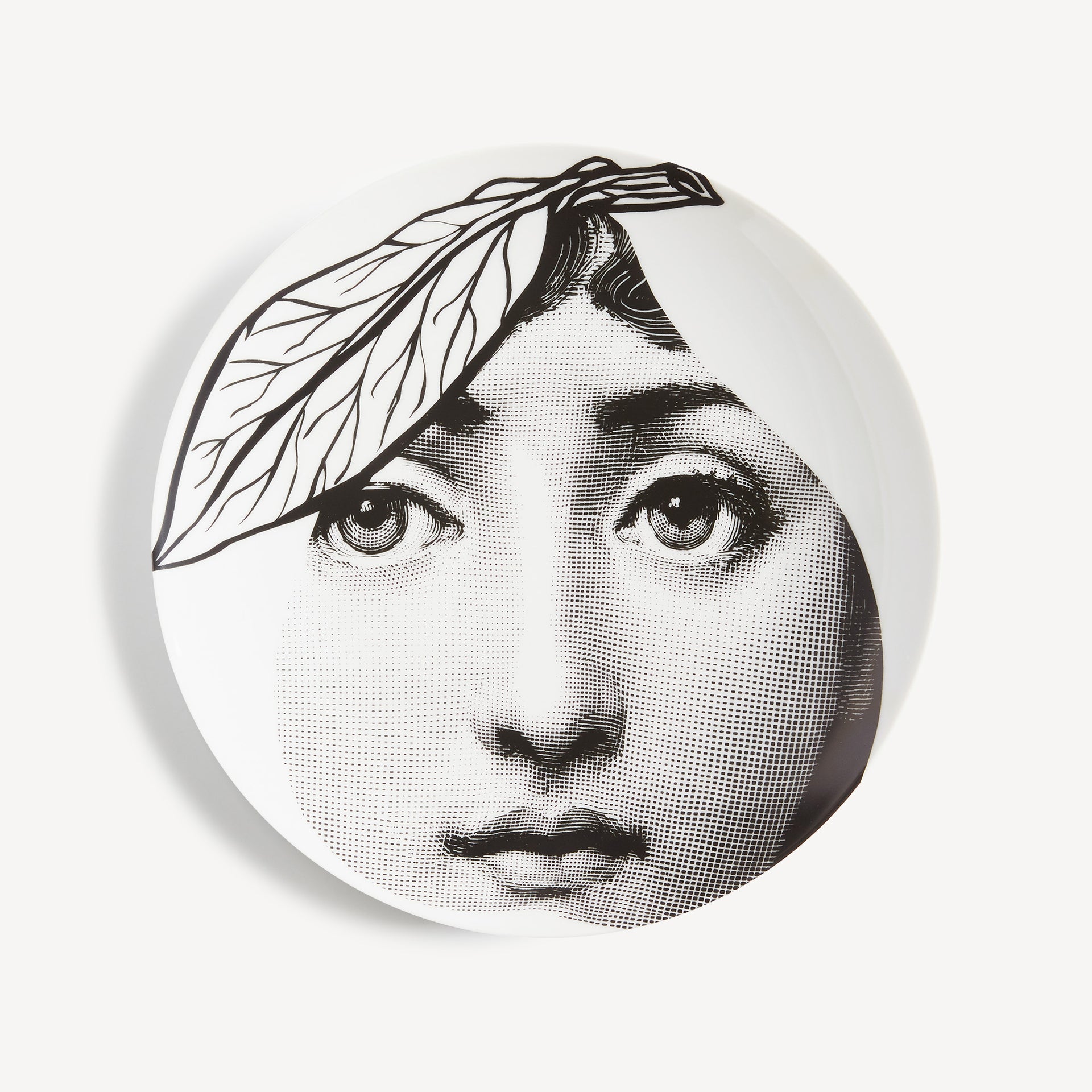 fornasetti-tema-e-variazioni-n-24-wandteller-porzellan image 1
