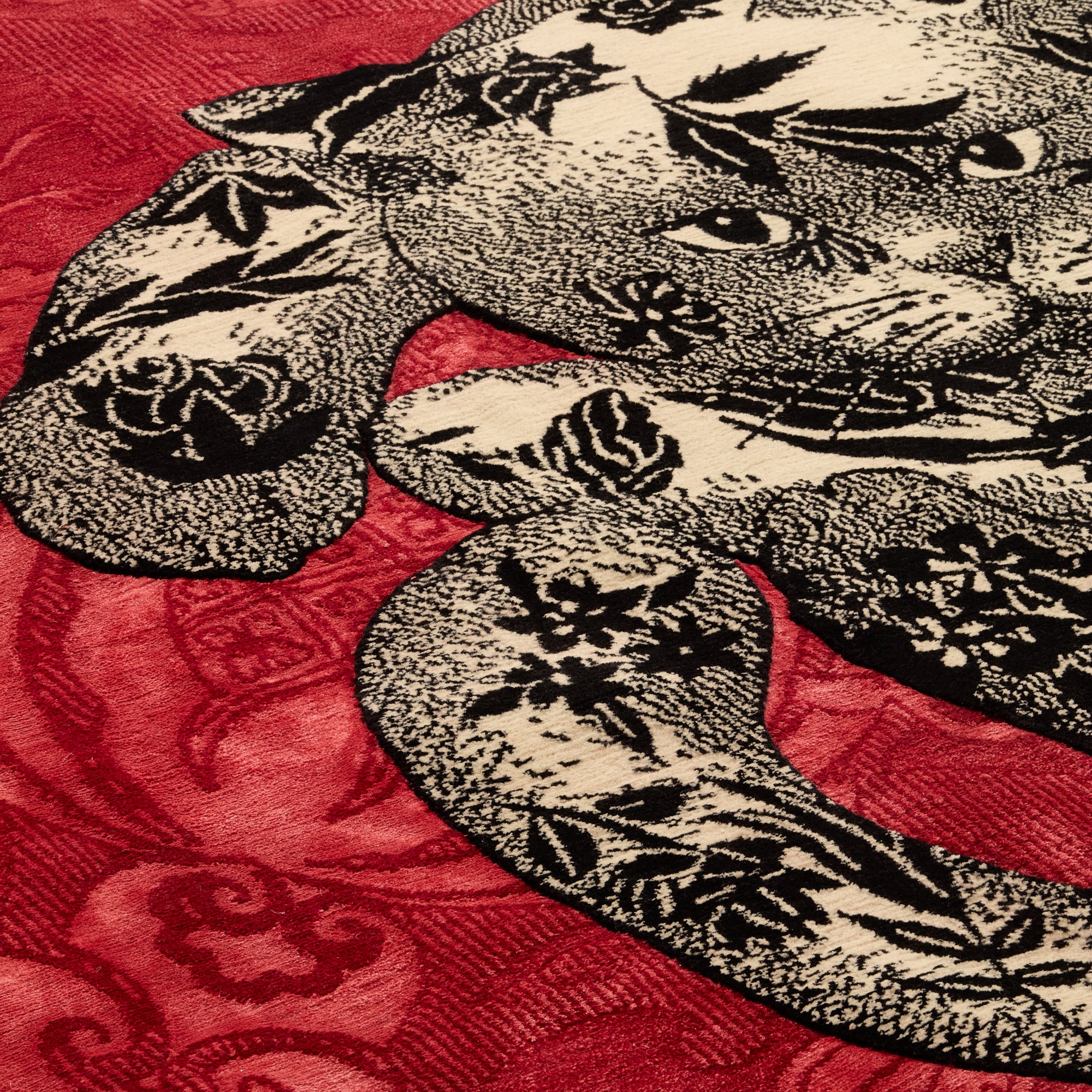 fornasetti-il-gattipanni-teppich-wolle-seide-handgekn-pft image 4