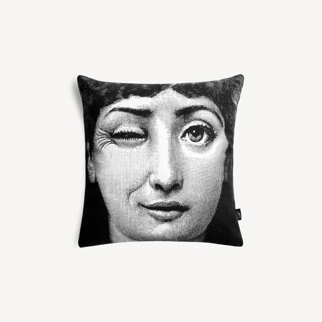 atelier-fornasetti-tema-e-variazioni-kissen-n-82-130-baumwolle image 1
