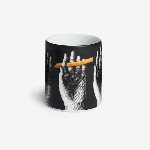 fornasetti-mani-con-matite-stiftehalter-porzellan image 1