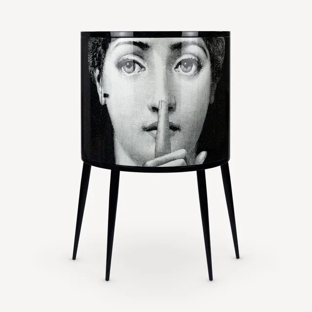 fornasetti-silenzio-konsole-holz-lina-cavalieri-gesicht image 1