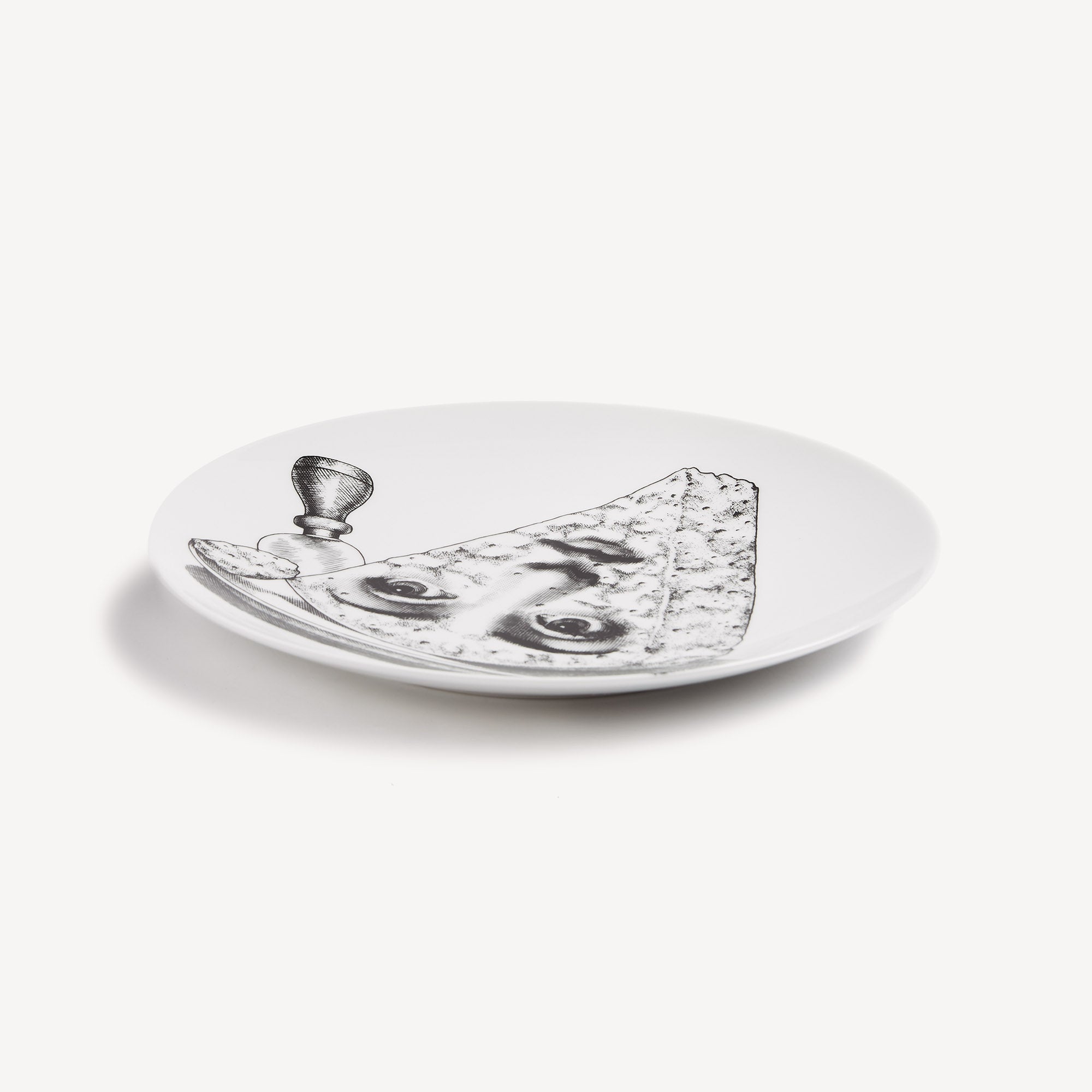 atelier-fornasetti-tema-e-variazioni-n-319-wandteller-porzellan image 2