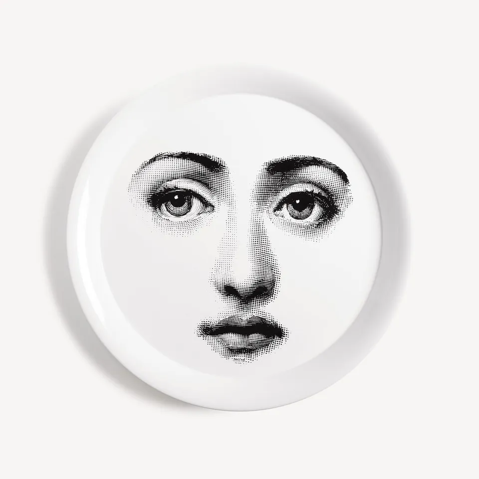 fornasetti-tema-e-variazioni-n-6-tablett-rund image 1