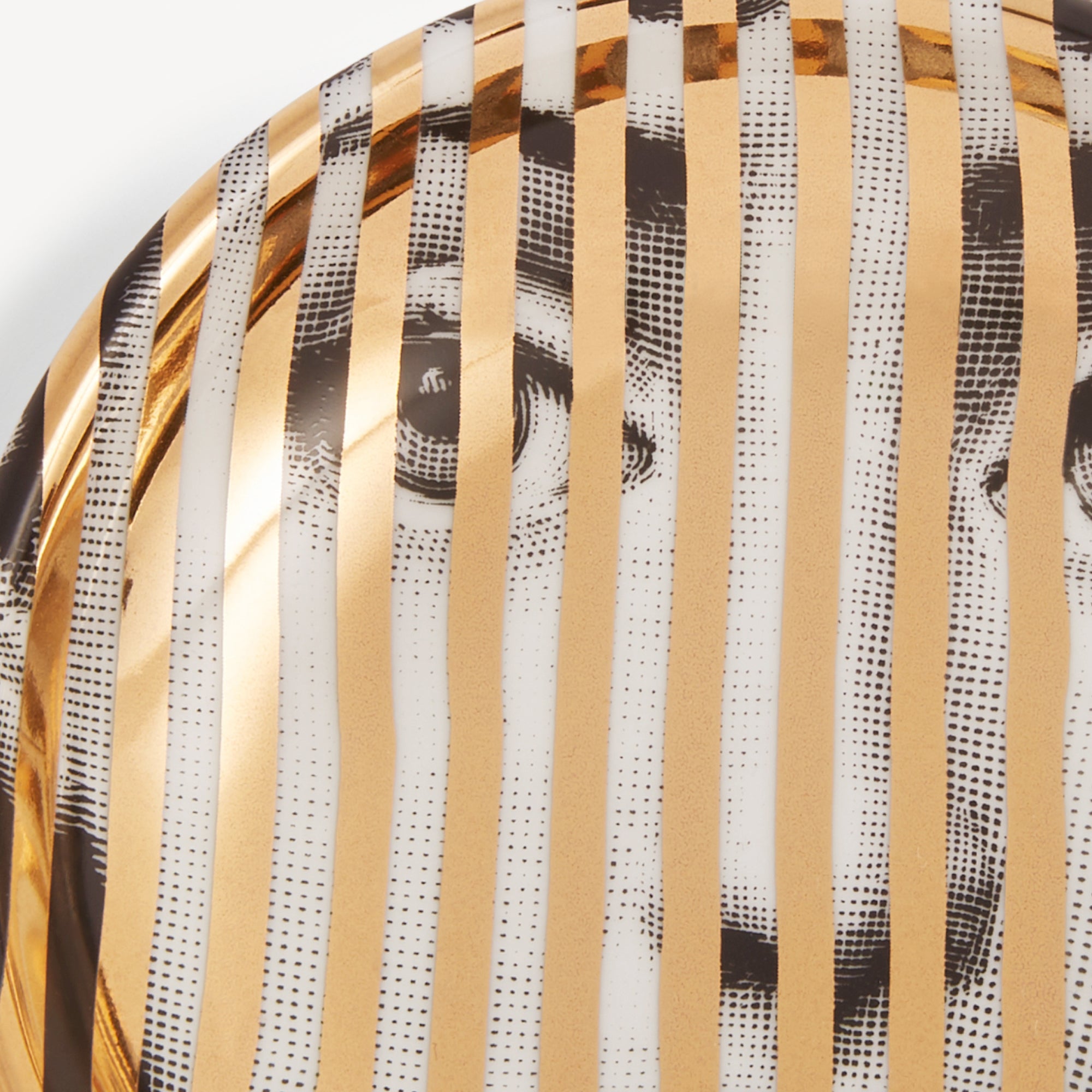 atelier-fornasetti-tema-e-variazioni-aschenbecher-n-34 image 4