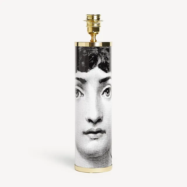 fornasetti-viso-lampenfu-zylindrisch-tischlampe-metall image 1