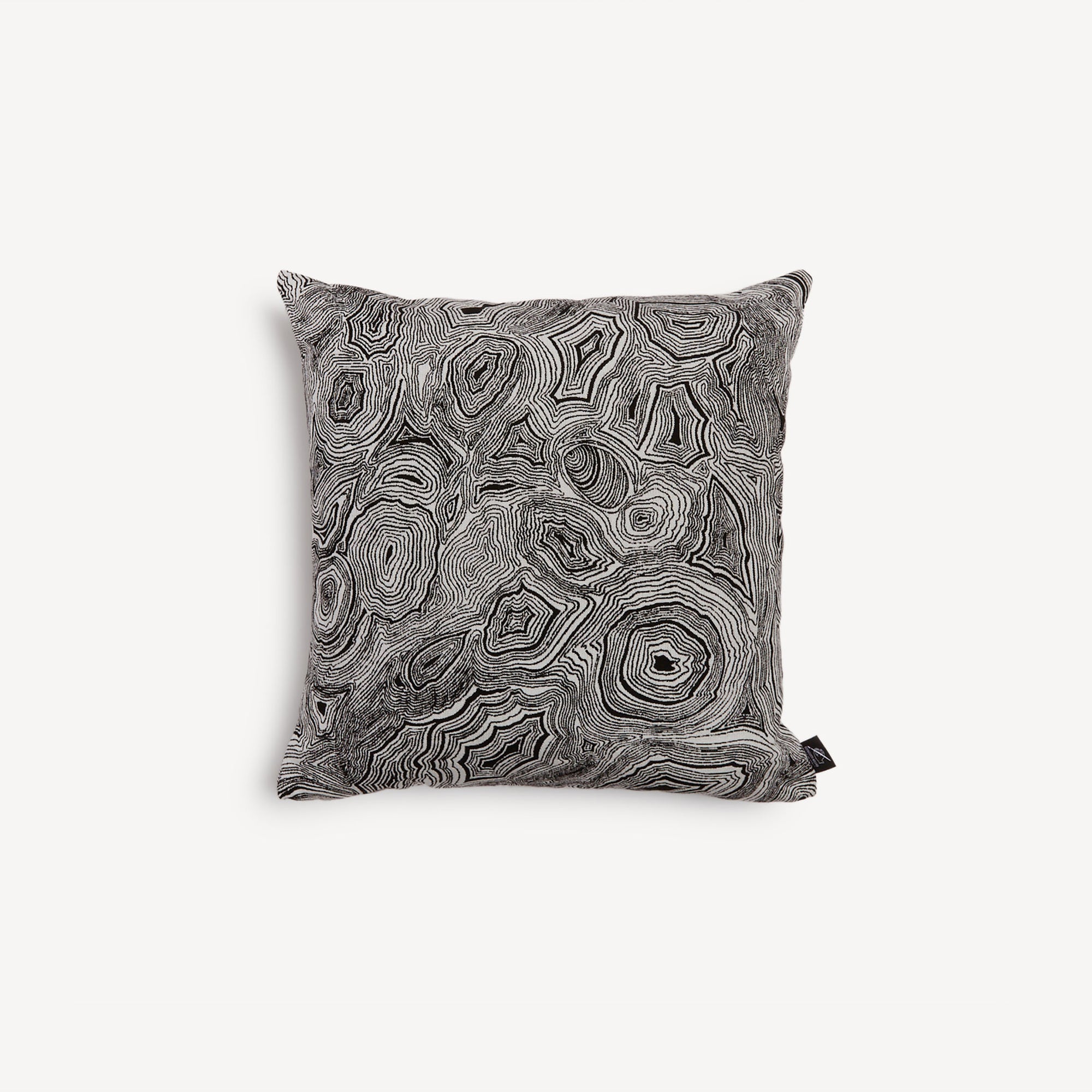 atelier-fornasetti-malachite-outdoor-kissen-gr-n image 1