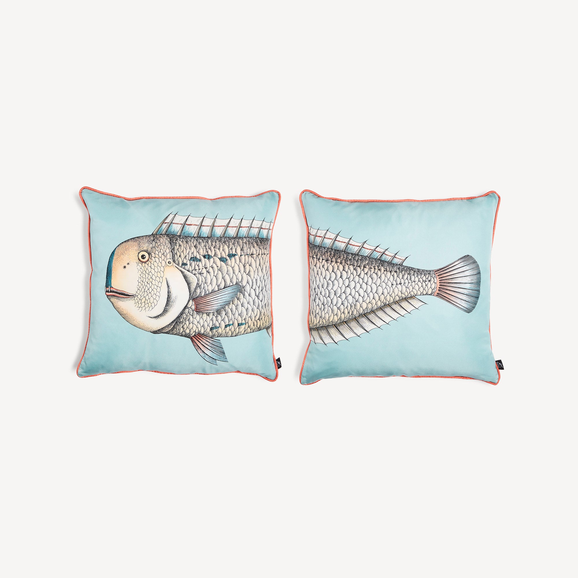 atelier-fornasetti-grande-pesce-kissen-2er-set-seide-fisch image 1