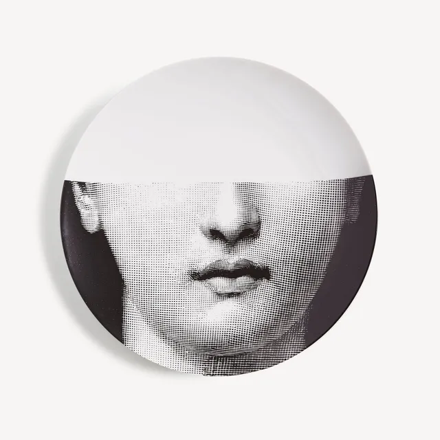 fornasetti-tema-e-variazioni-n-7-wandteller-porzellan-gesicht image 1