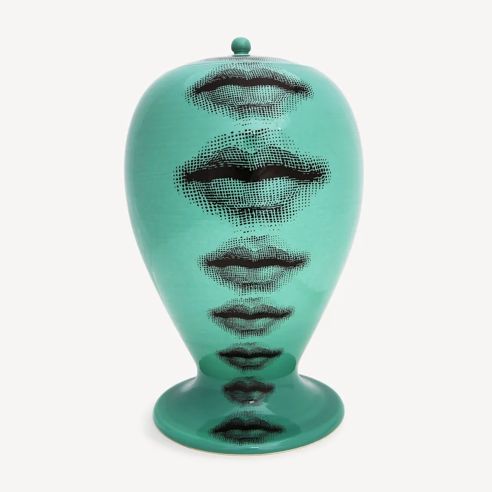 fornasetti-bocche-vase-gr-n-mund-motiv-porzellan image 1